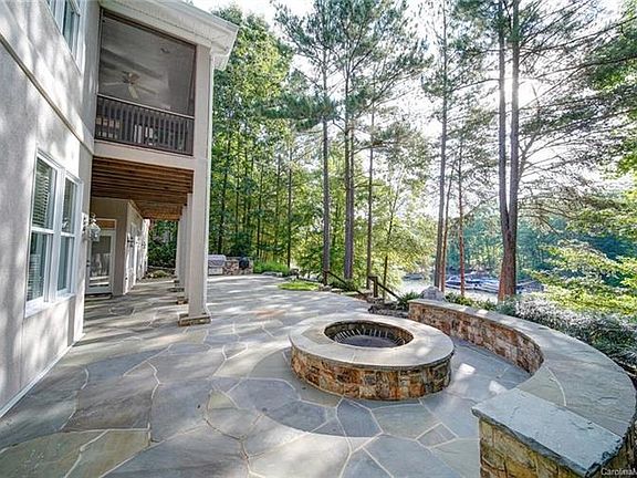 2nd image of 2164 Capes Cove Dr