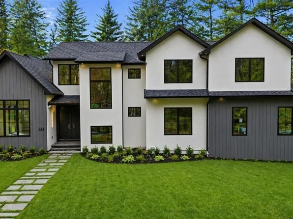 121 Engle St, Cresskill Boro, NJ 07626
