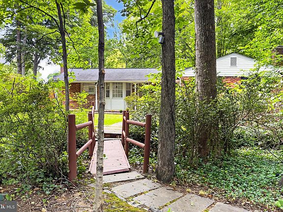 3rd image of 5133 Red Fox Dr
