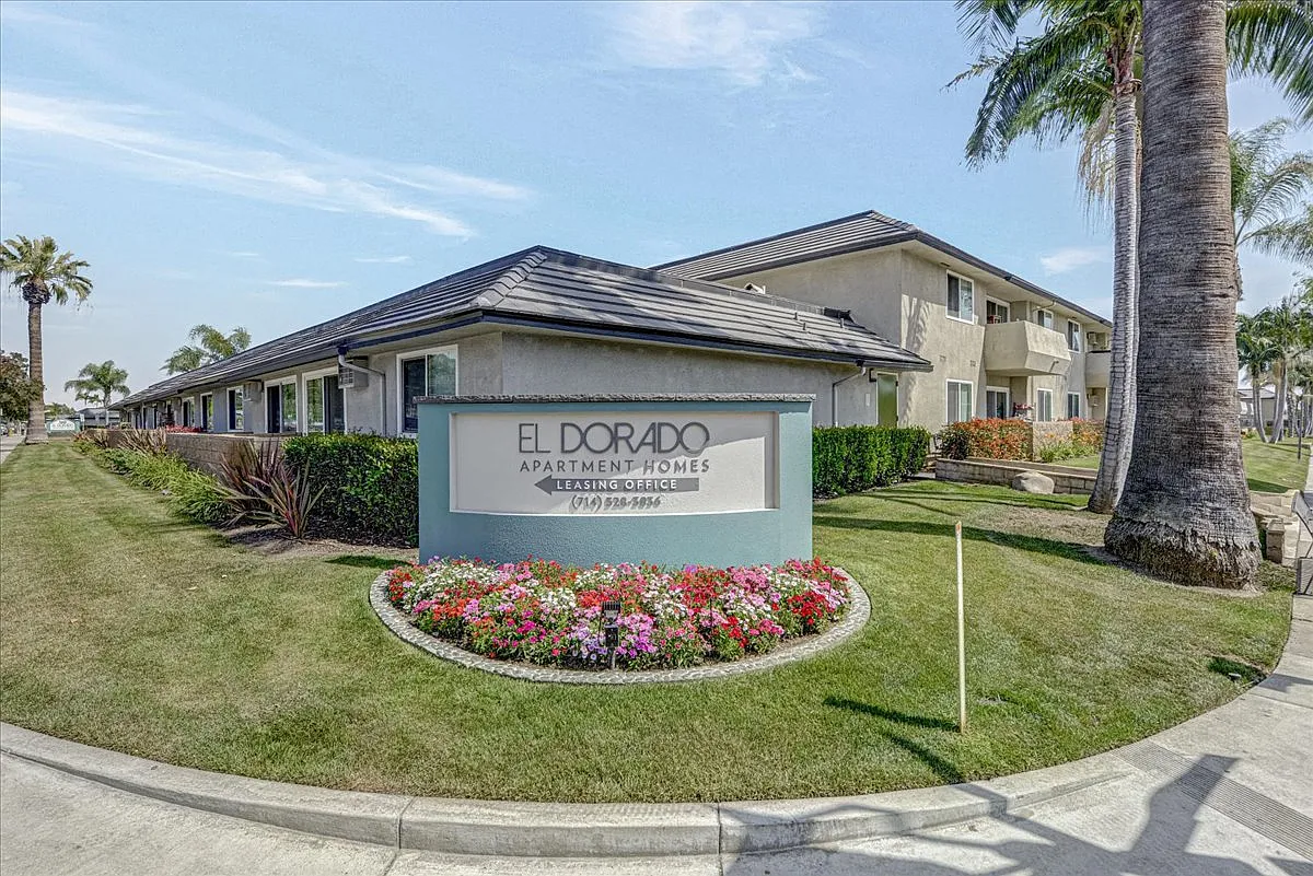 El Dorado Apartments — Photo 1