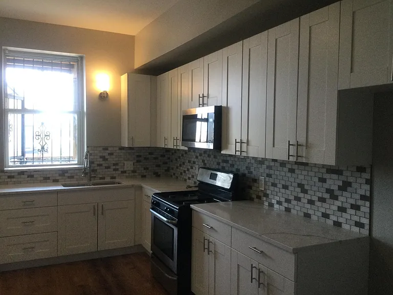 6527 S Minerva Ave #3N — Photo 3