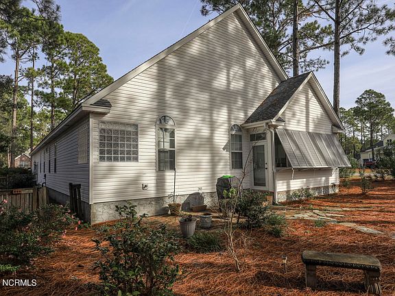 3rd image of 3814 Winding Vine Way