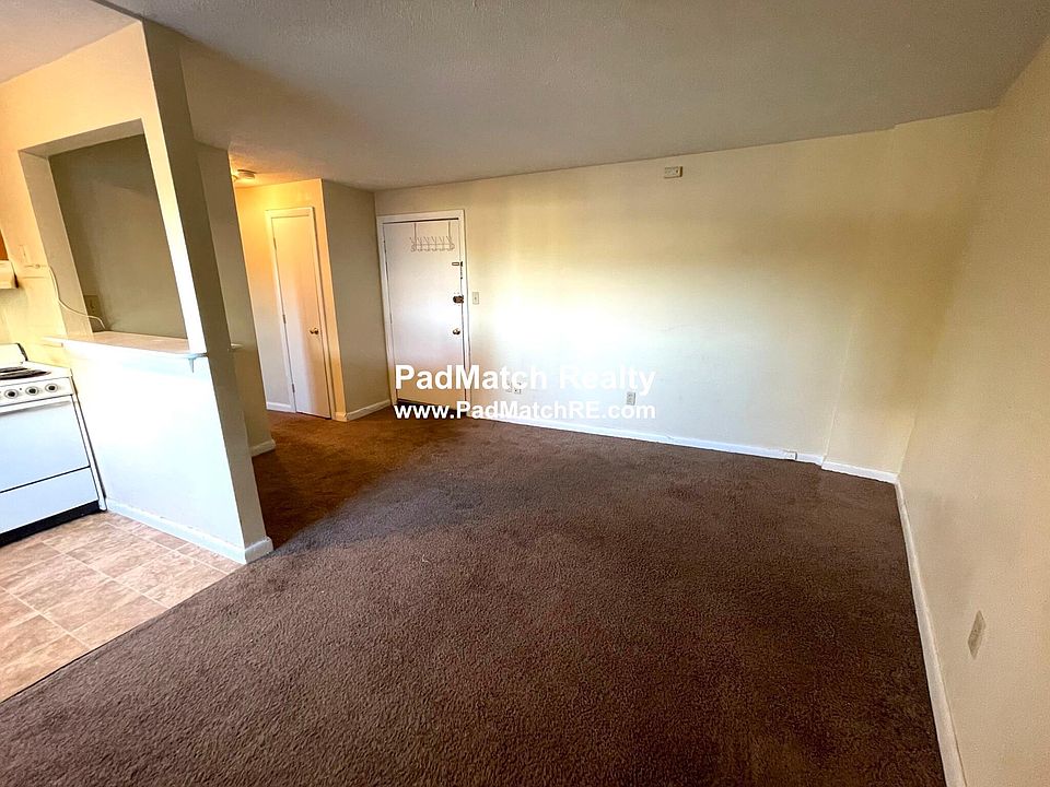 2nd image of 221 Harrison Ave