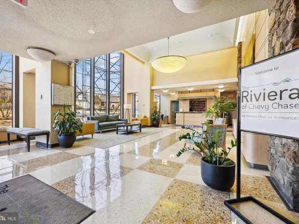 4242 E West Hwy Unit 716, Chevy Chase, MD 20814