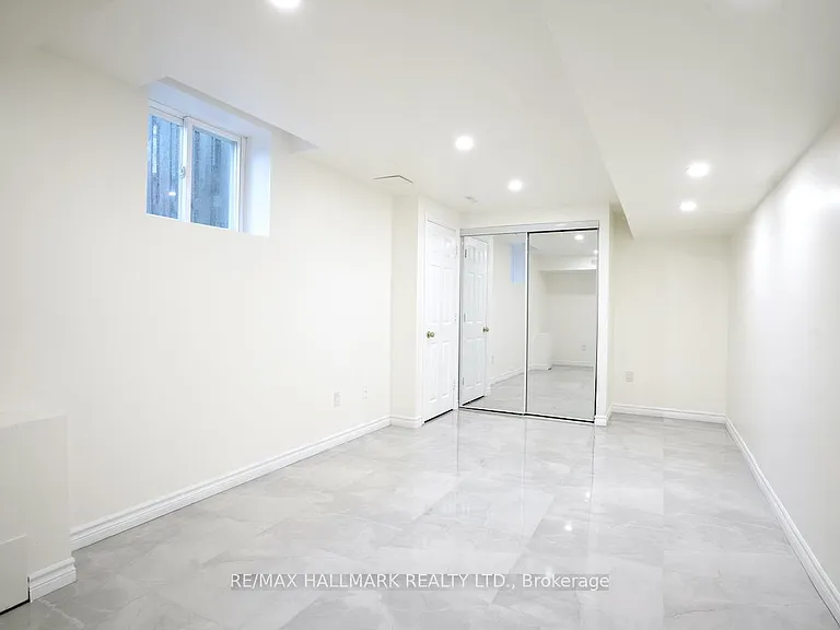 77 Wheelwright Dr #BASEMENT — Photo 15