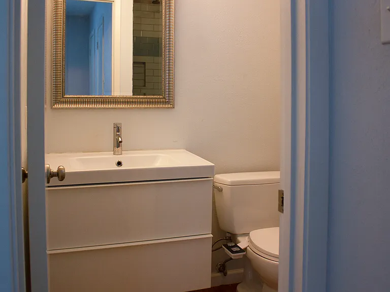 2305 Harvard Dr — Photo 16