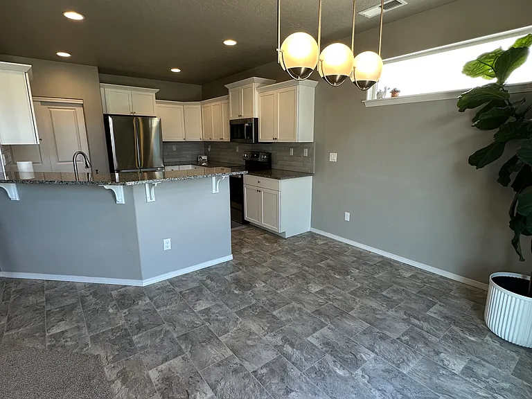 1271 W Lydia St — Photo 9