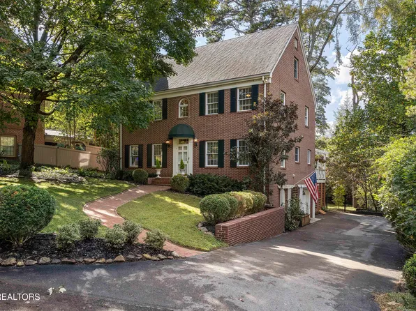 4141 Forest Glen Dr, Knoxville, TN 37919