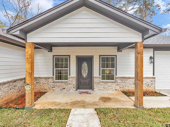 3rd image of 300 Chelsea Ln
