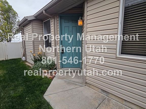 2nd image of 753 N Skipton Dr
