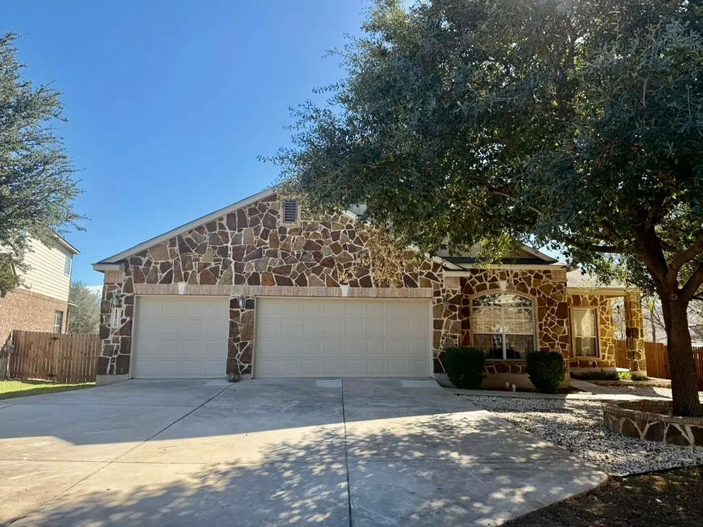 Discover Spacious One-Story Living in Mockingbird Heights! — Photo 2