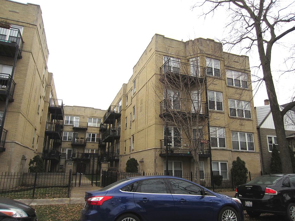 1st image of 4020 N Albany Ave APT 2A