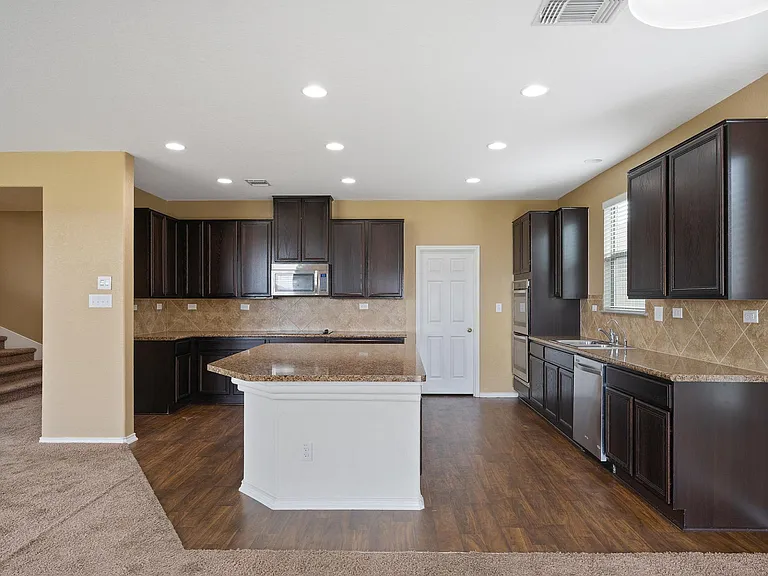 127 Bass Ln — Photo 25