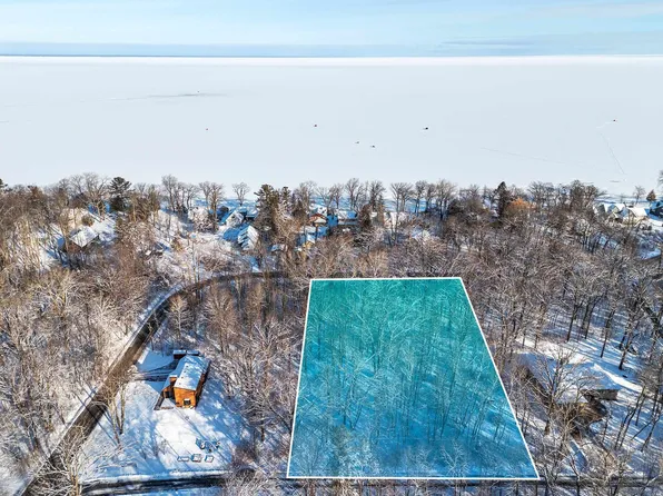 Swan Rd, Green Bay, WI 54311