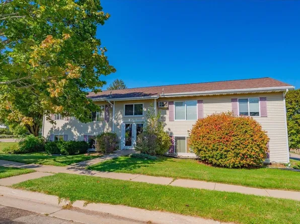 102 West Main Street, Barneveld, WI 53507