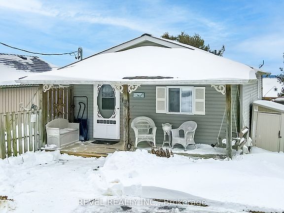 3rd image of 276 Williams Point Rd