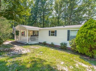 255 Windy Creek Dr, Topping, VA 23169
