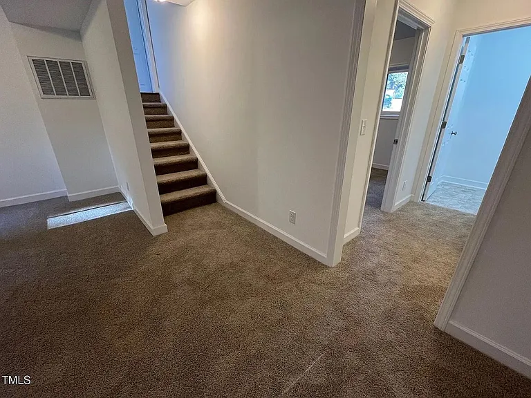 916 Forge Rd — Photo 22