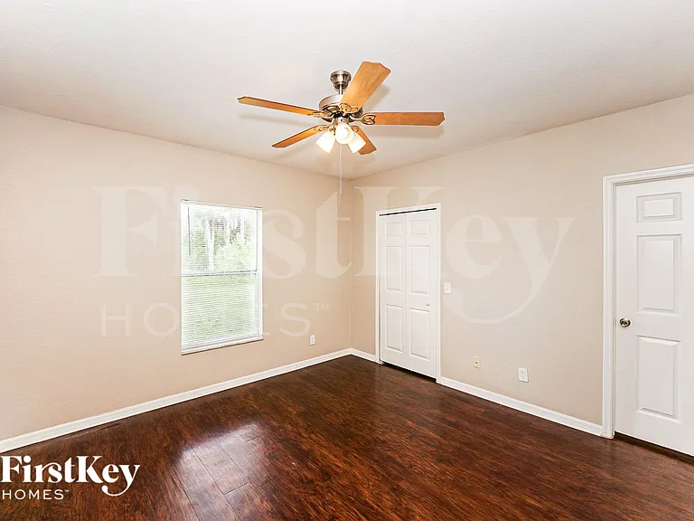 5210 Prime Ter — Photo 11