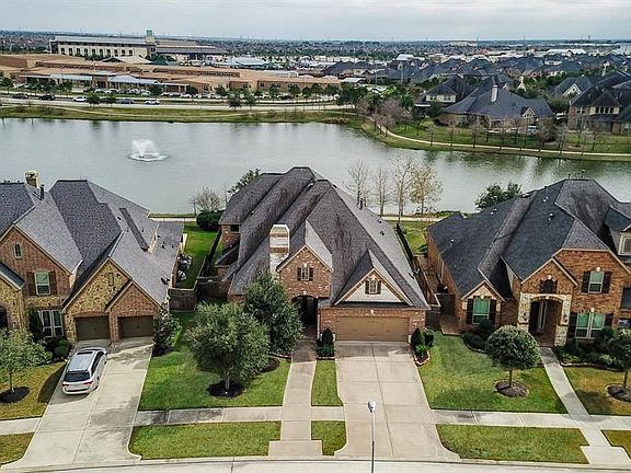 2nd image of 27627 Liberty Heights Ln