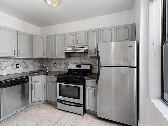3rd image of 1643 8th Ave #3B