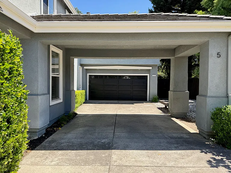 5 Blackberry Dr — Photo 27