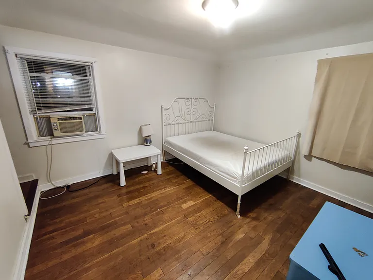 1 Bassett Pl — Photo 12