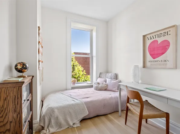 489 Seventh Avenue image 6 of 10