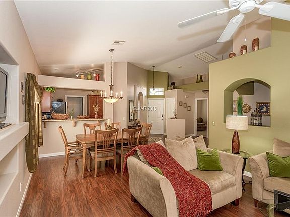 3rd image of 8301 Clearbreeze Ct