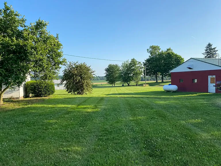 14409 Rehm Rd — Photo 6