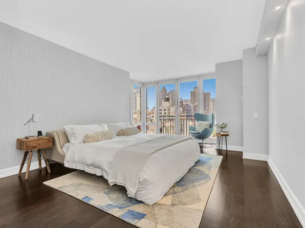 408 East 79th Street 8B image 2 of 9