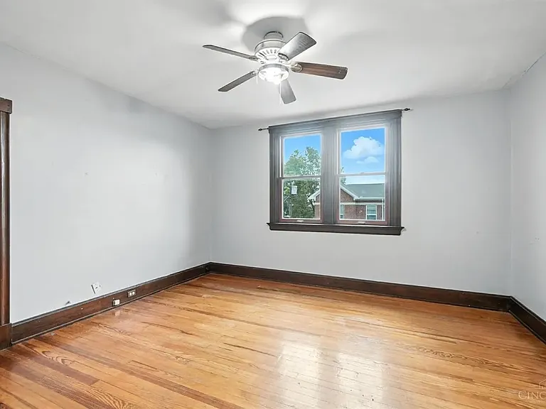 348 Volkert Ave — Photo 24