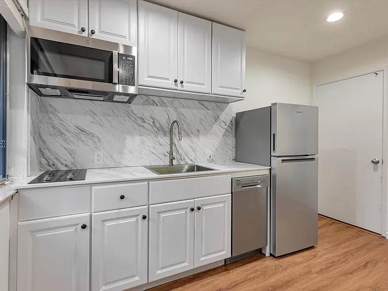 21050 Canyon View Dr — Photo 7