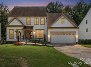 105 Lyman Oak Ct, Fort Mill, SC 29715