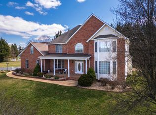635 Long Meadow Rd, Fishersville, VA 22939
