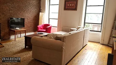 Rented by ZealEstate Group Inc