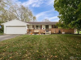 231 Royal Ln, Enon, OH 45323