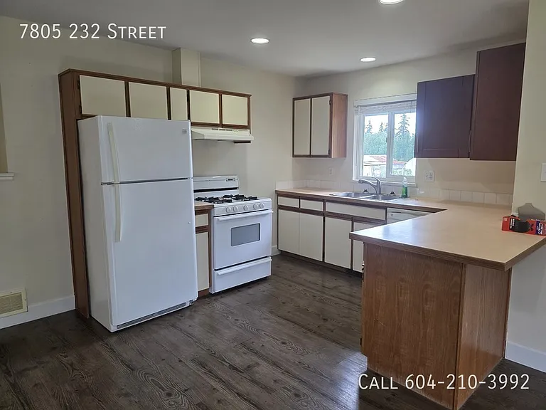 7805 232nd St — Photo 12