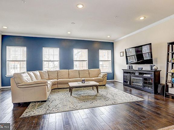 2nd image of 7429 Saint Margarets Blvd