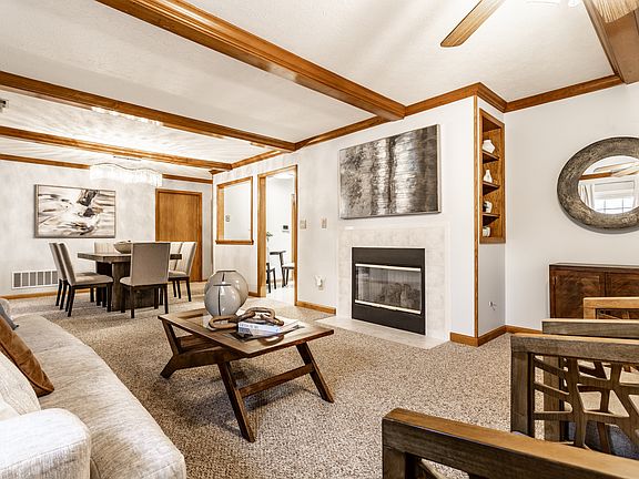 4th image of 516 Cresthaven Dr