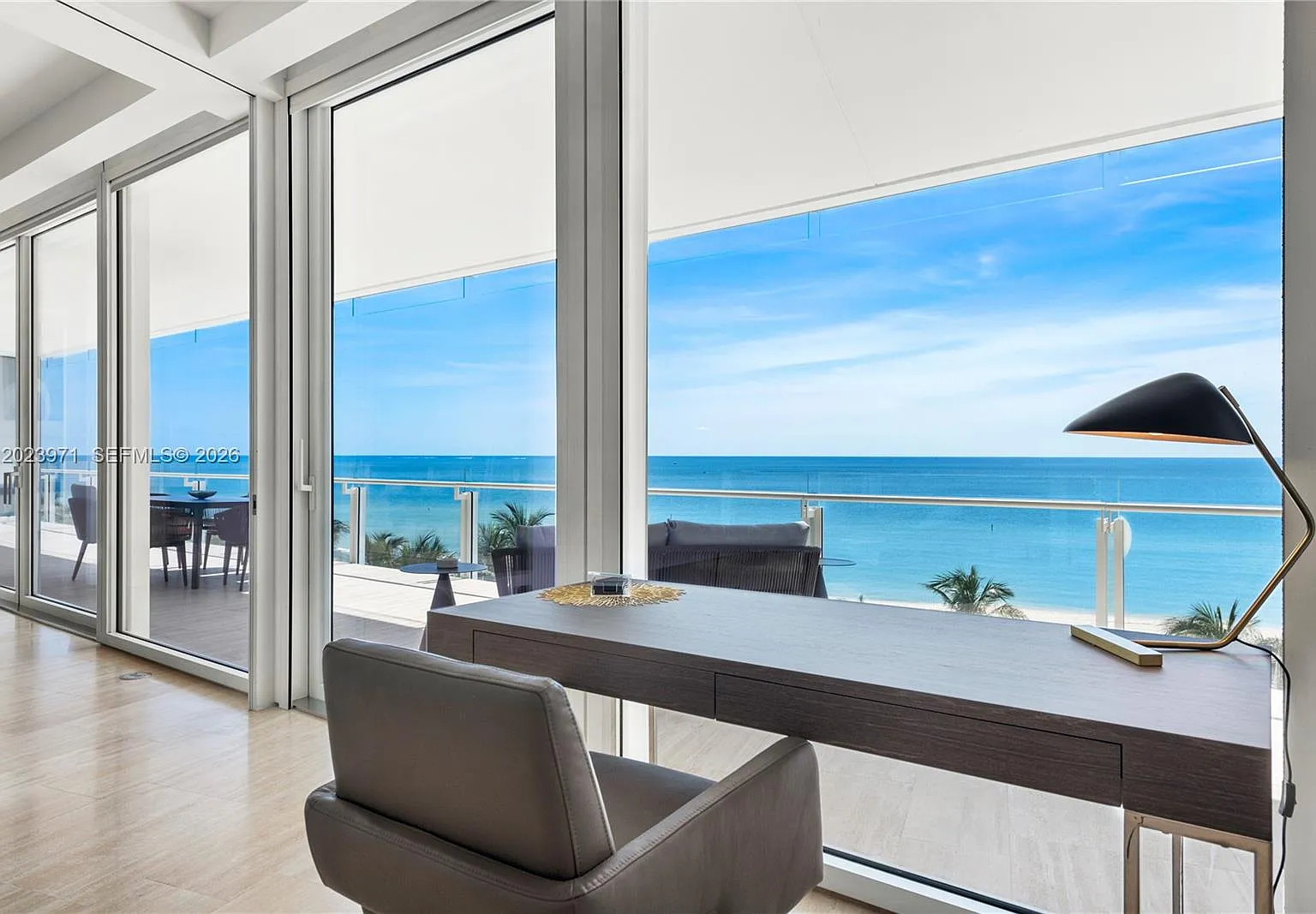 Surf Club Condo — Photo 3