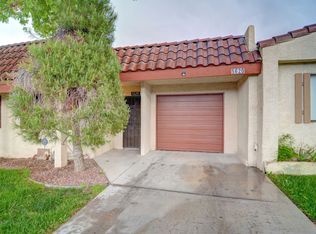 5620 Hobble Creek Dr, Las Vegas, NV 89120