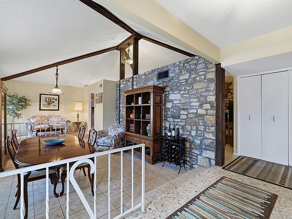 5th image of 5315 KING GEORGE DR