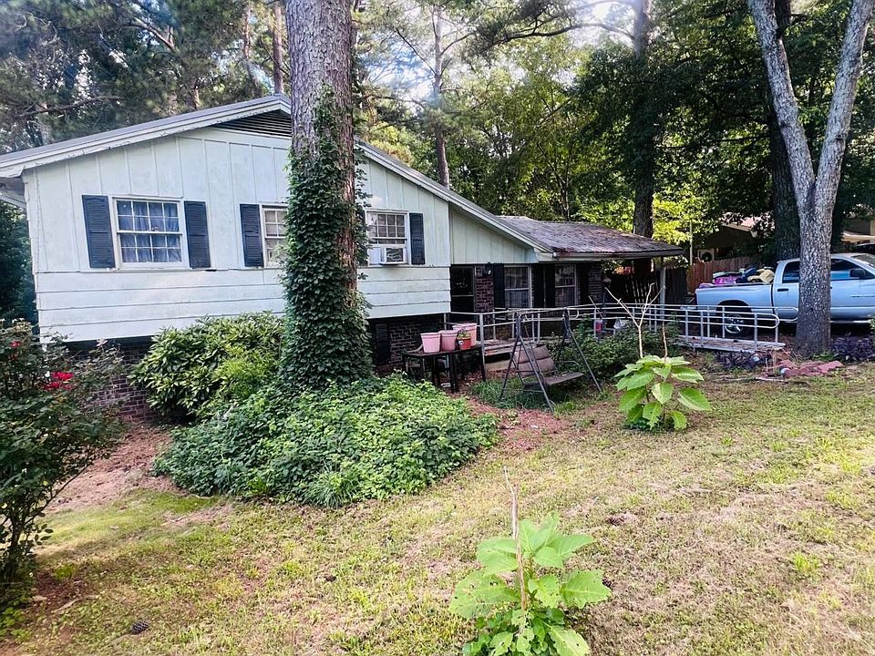 1st image of 2749 Shelley Ln