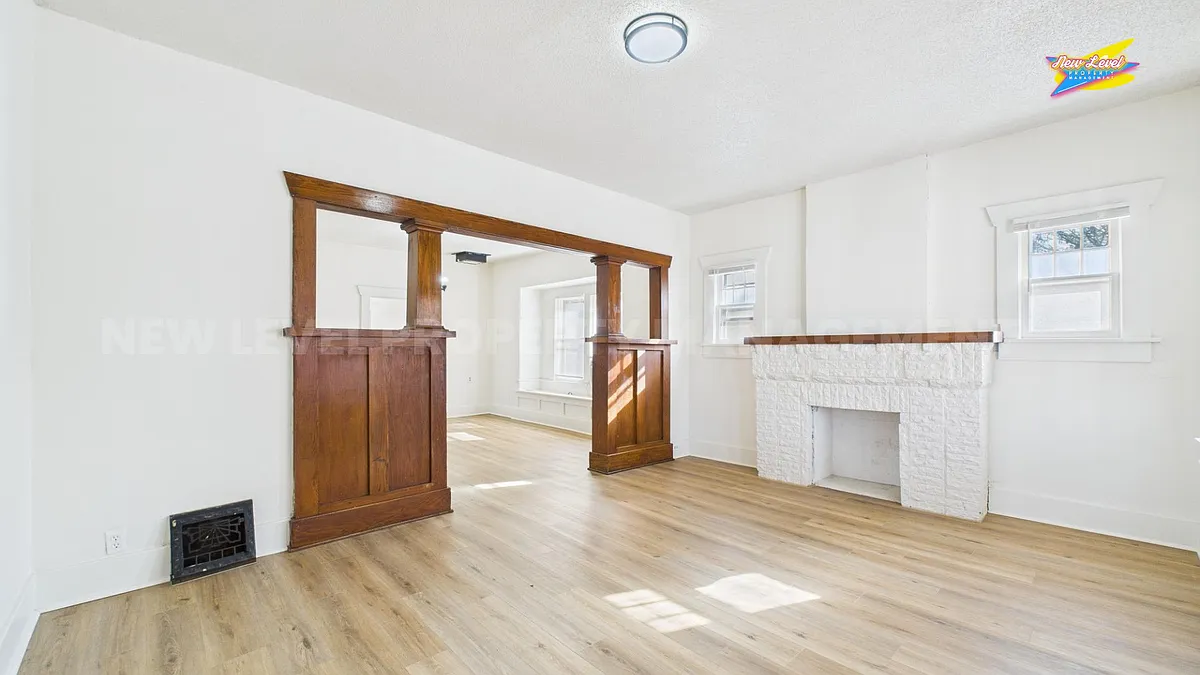 Property Photo - 362 N Holyoke Pl