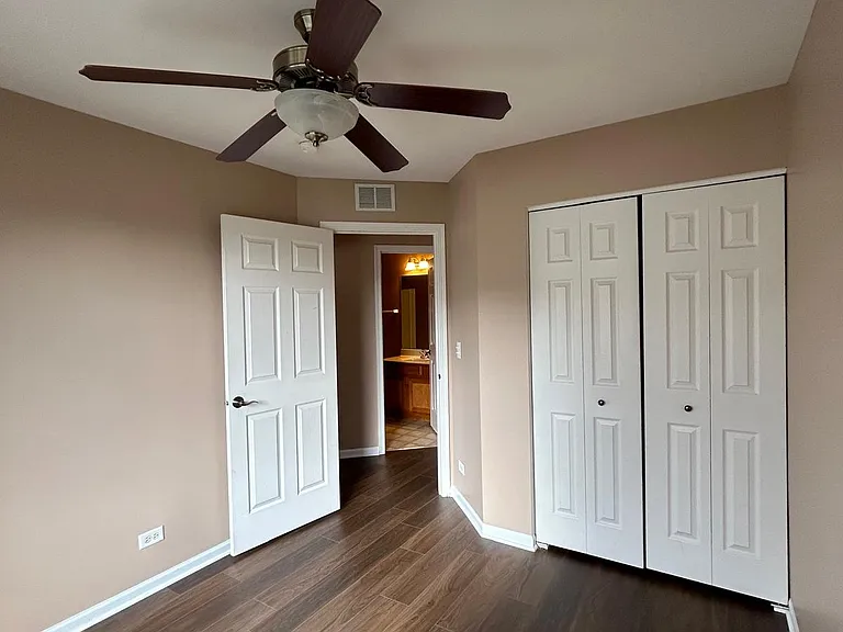 24427 John Adams Dr — Photo 15