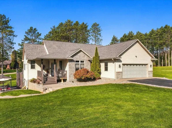 W1090 Silver Fox Dr, Spring Valley, WI 54767