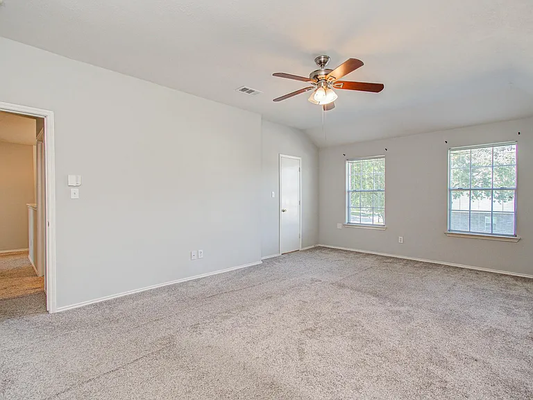 16126 Coleburn Dr — Photo 26