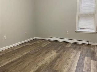27 Summer St #27B, Bristol, CT 06010
