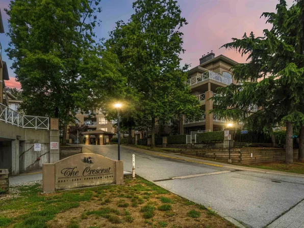 2551 Parkview Ln #408, Pt Coquitlam, BC V3C 6J8